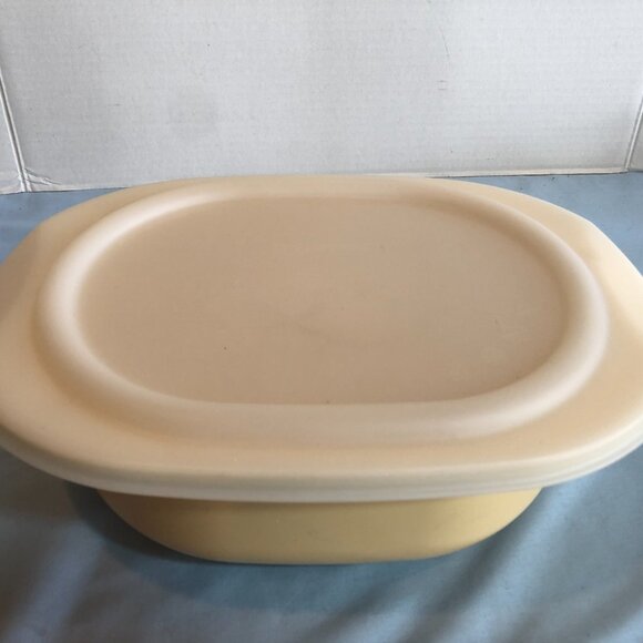 LOT of 2 Ovenworks Casserole Dishes w Lids 2 Qt & 3 Qt 3654A  LOT of 2 Ovenworks Casserole Dishes w Lids 2 Qt & 3 Qt 3654A-2 3651A-2 3655A-1